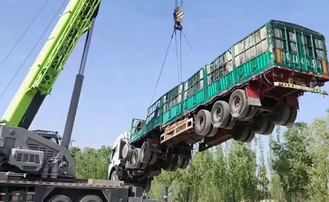 土右旗道路脱困救援案例